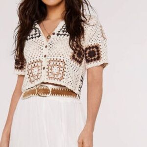 APRICOT
Ireland (EUR) Women's Crochet Patterned Top
M